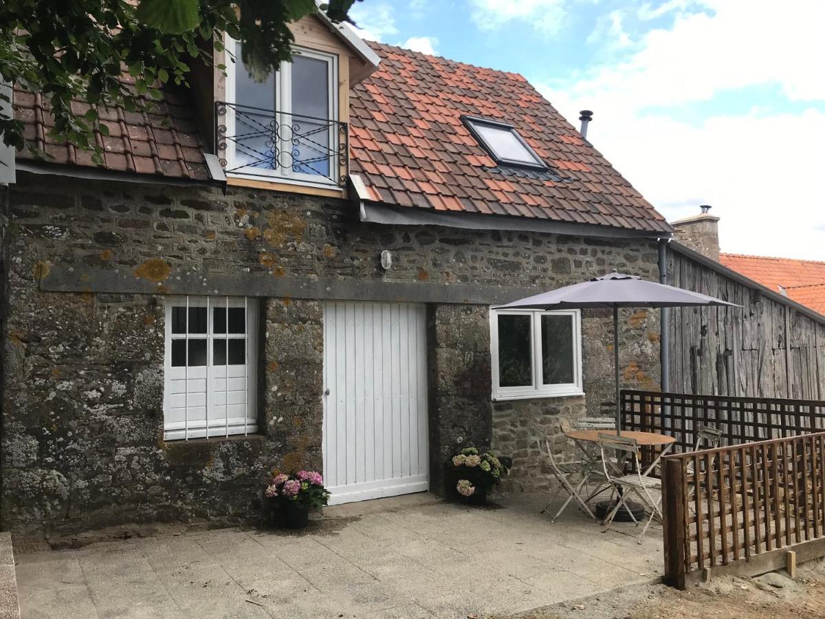 Ferme De Noyes Cottage Sourdeval Esterno foto