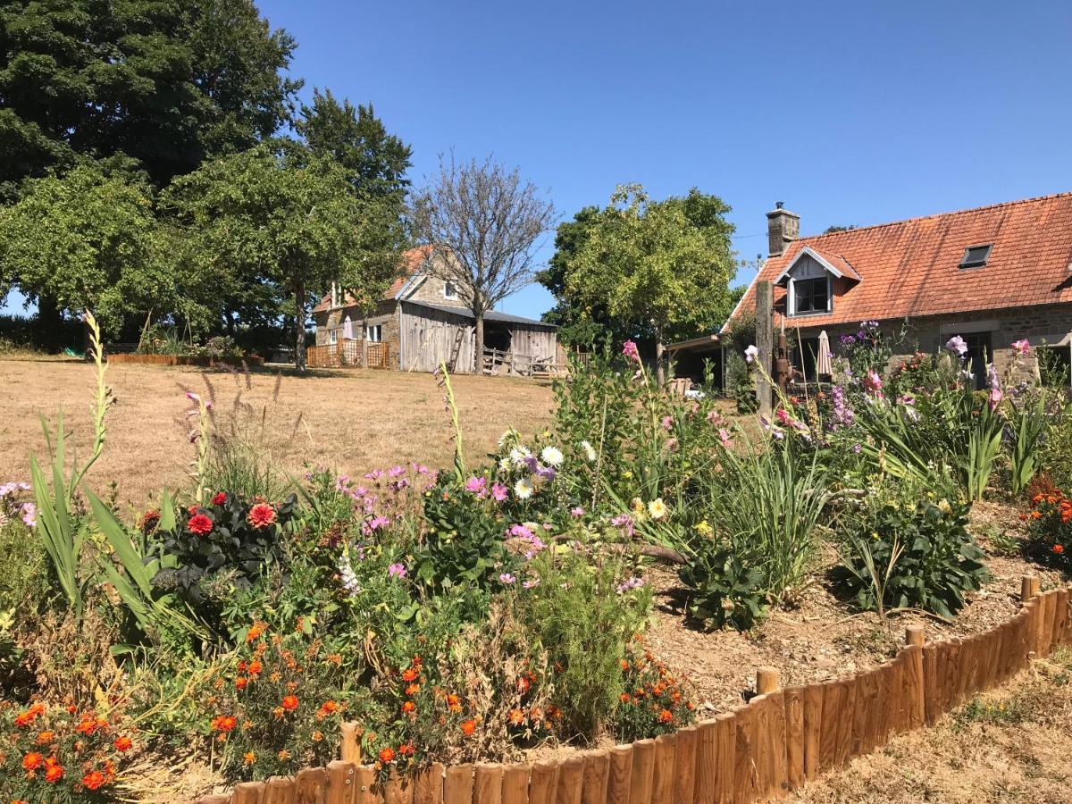 Ferme De Noyes Cottage Sourdeval Esterno foto