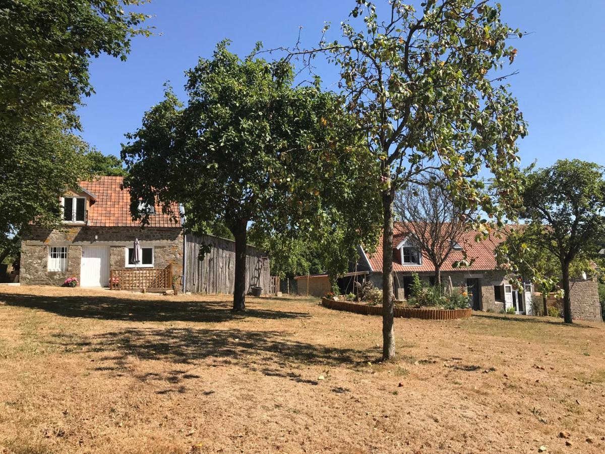 Ferme De Noyes Cottage Sourdeval Esterno foto